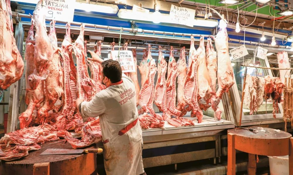  Χαμός στα κρεοπωλεία - Η τιμή του αρνιού λίγο πριν το Πάσχα